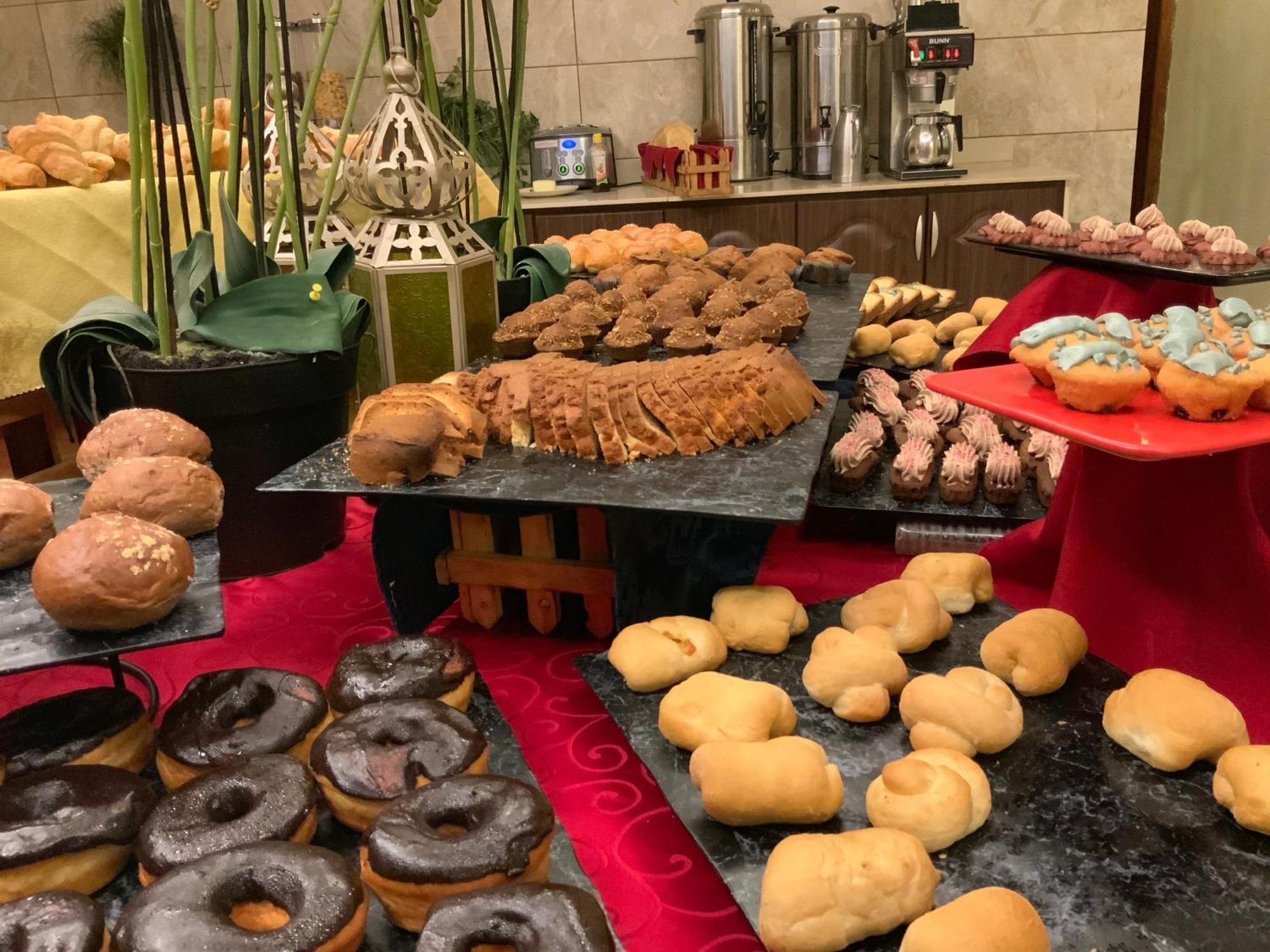 The Country Lodge Hotel Фрийтаун Екстериор снимка