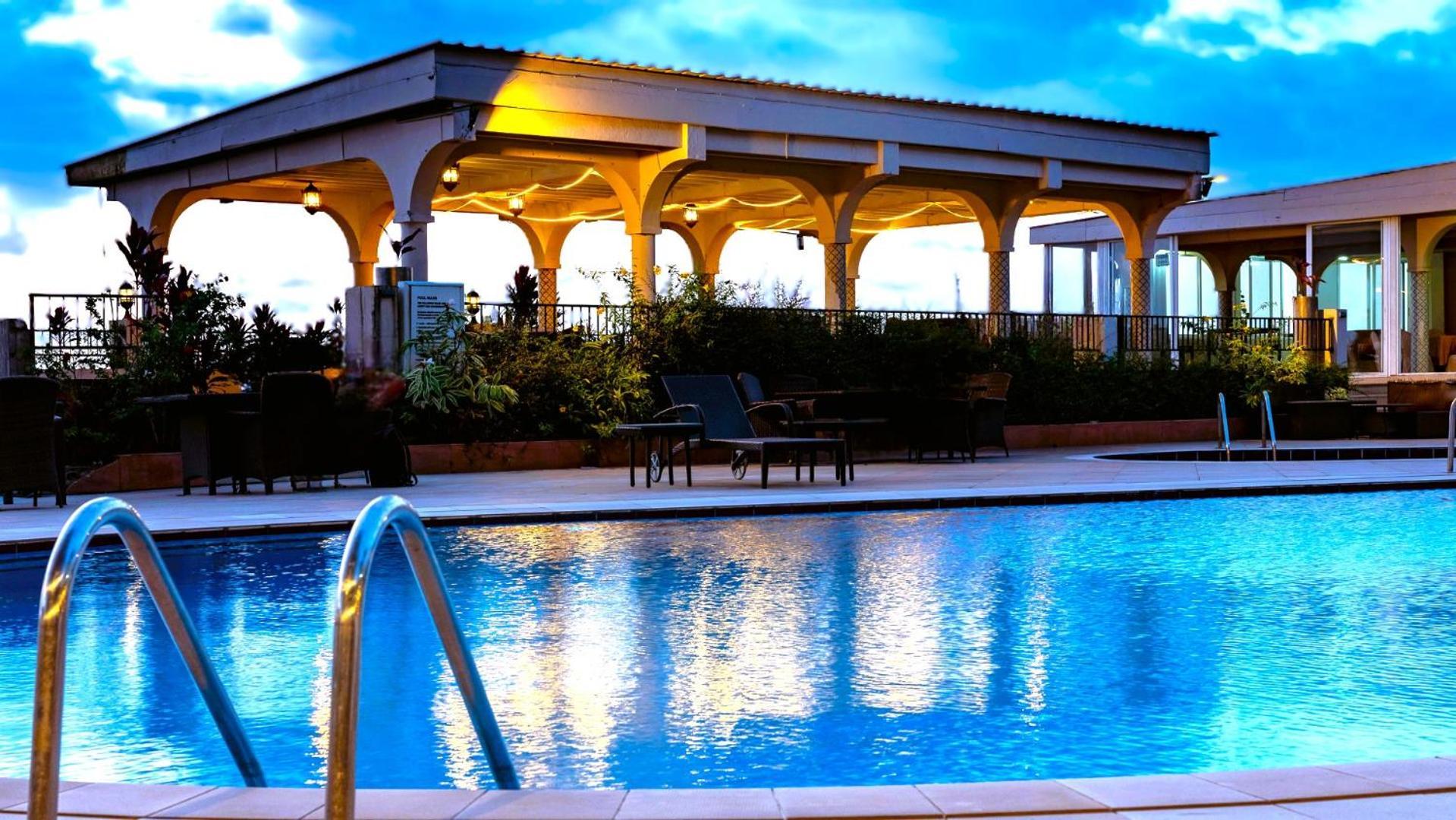 The Country Lodge Hotel Фрийтаун Екстериор снимка
