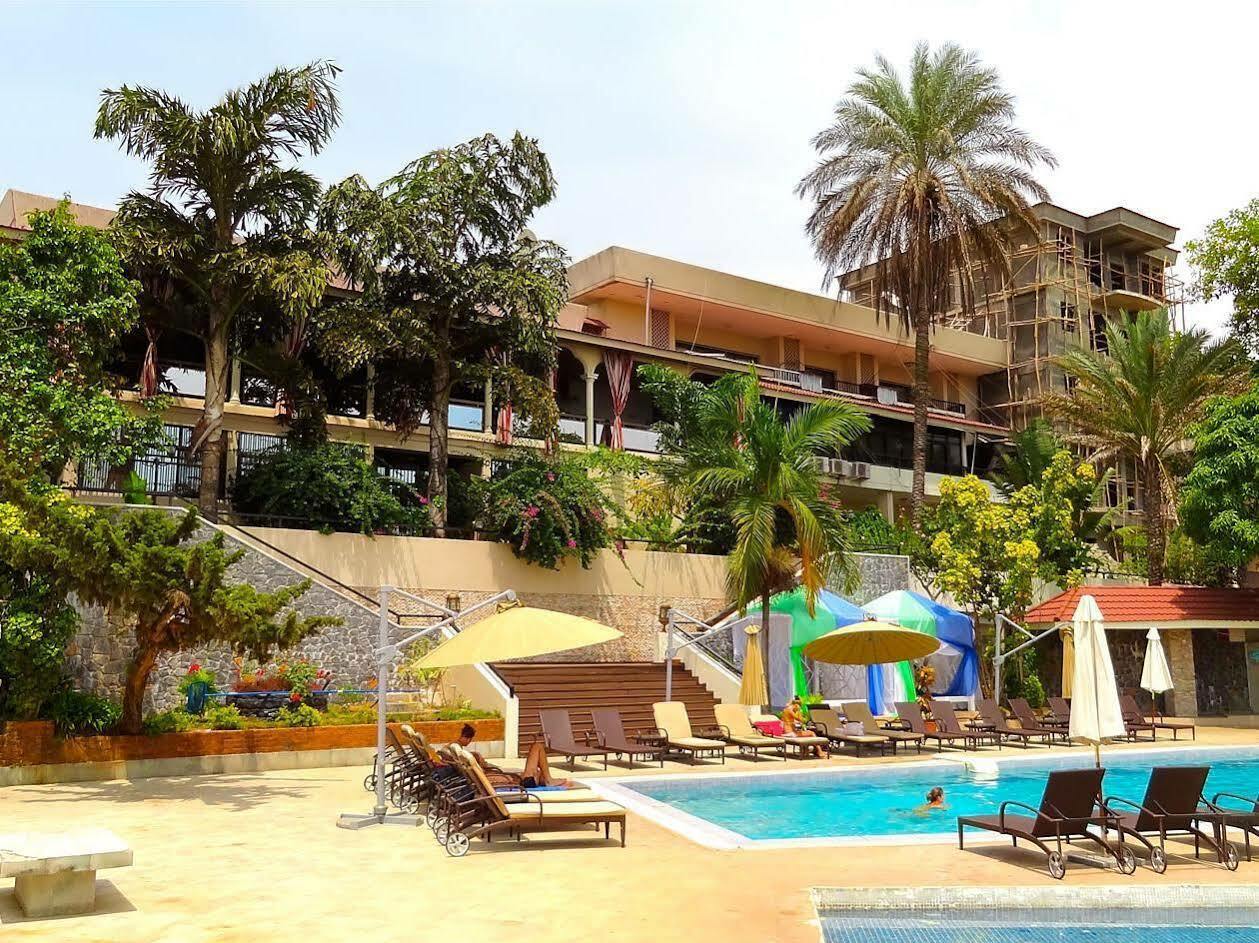 The Country Lodge Hotel Фрийтаун Екстериор снимка