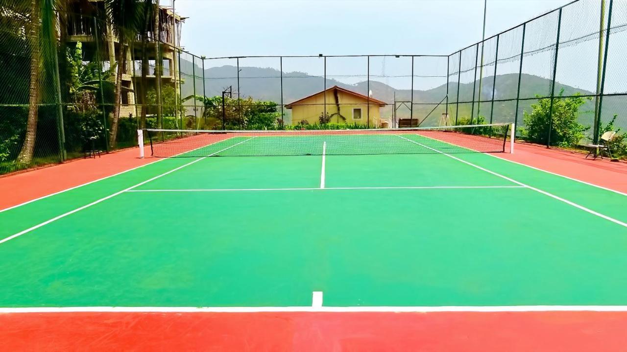 The Country Lodge Hotel Фрийтаун Екстериор снимка