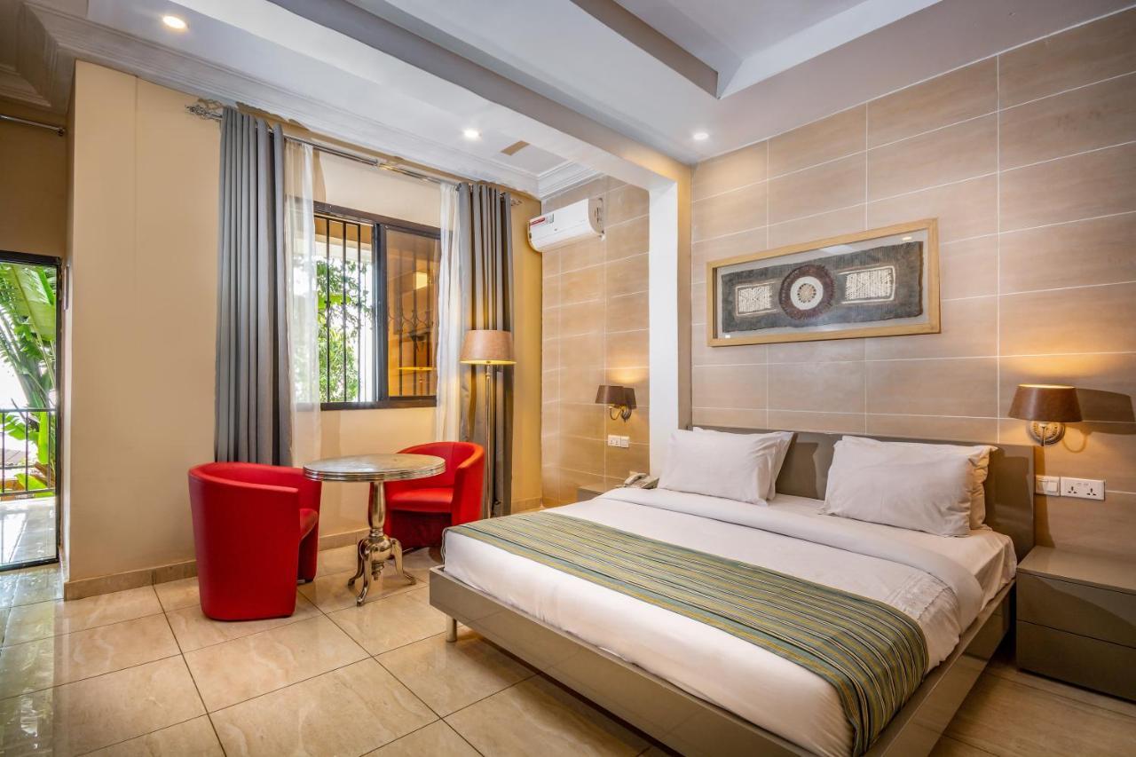 The Country Lodge Hotel Фрийтаун Екстериор снимка